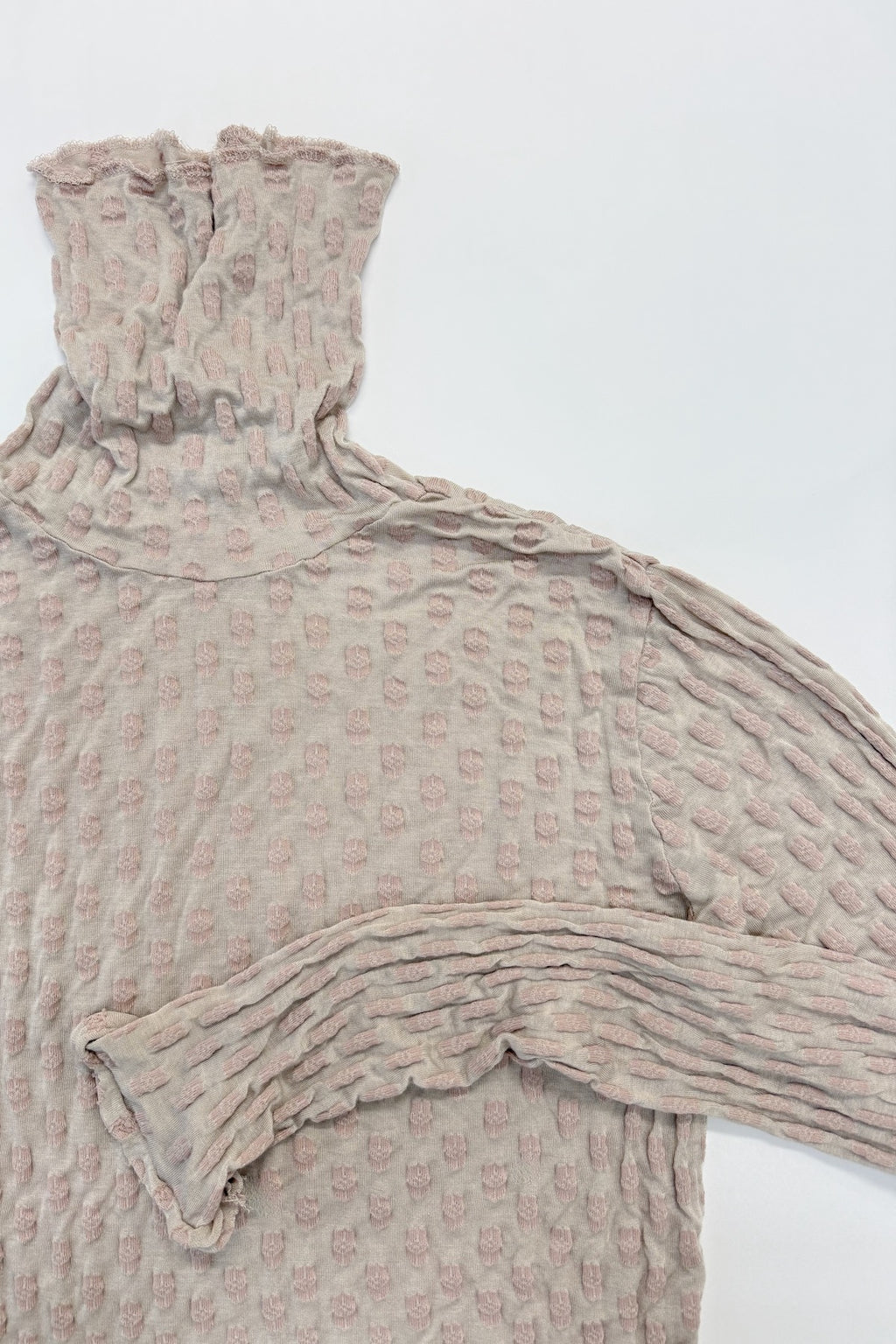 羊雲 : Hitujigumo タートルネックプルオーバー – GASA＊online store