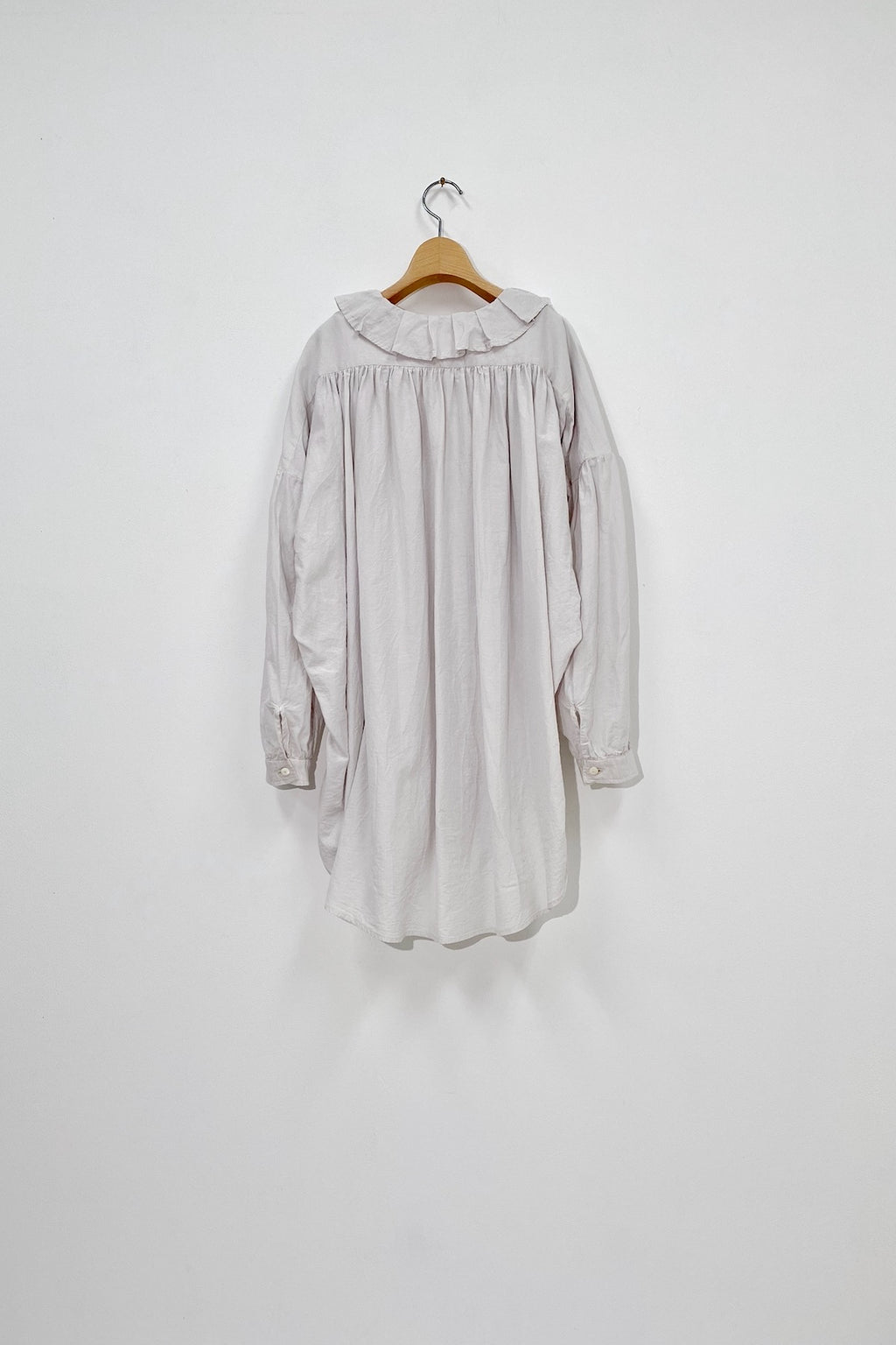 GASA* 「朗らかな人」　ブラウス 支度する フリルカラーブラウス – GASA＊online store