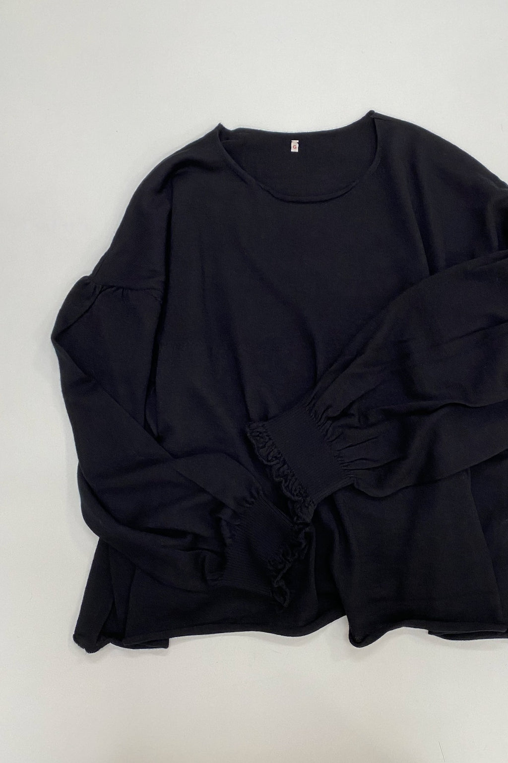 存在すること ギャザースリーブセーター – GASA＊online store