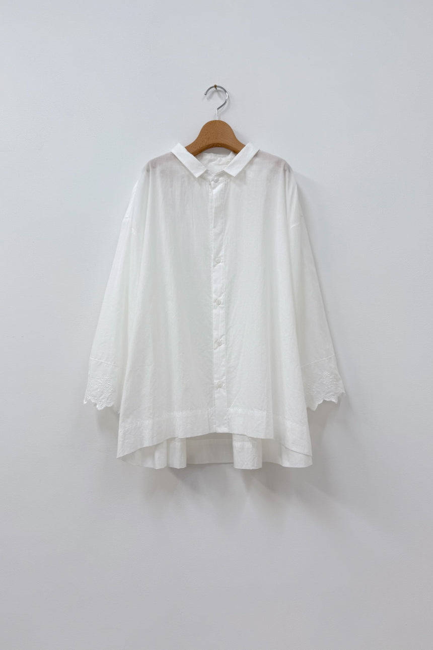 波紋の仕事　ヨーク刺繍シャツ