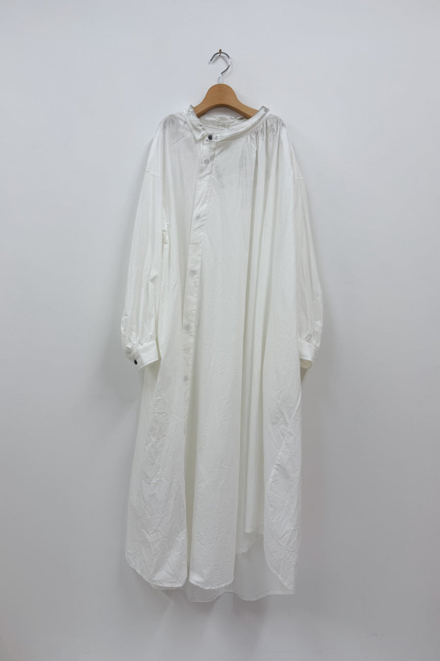 未入荷：輝きの余白　アシメシャツワンピース (箔プリント)