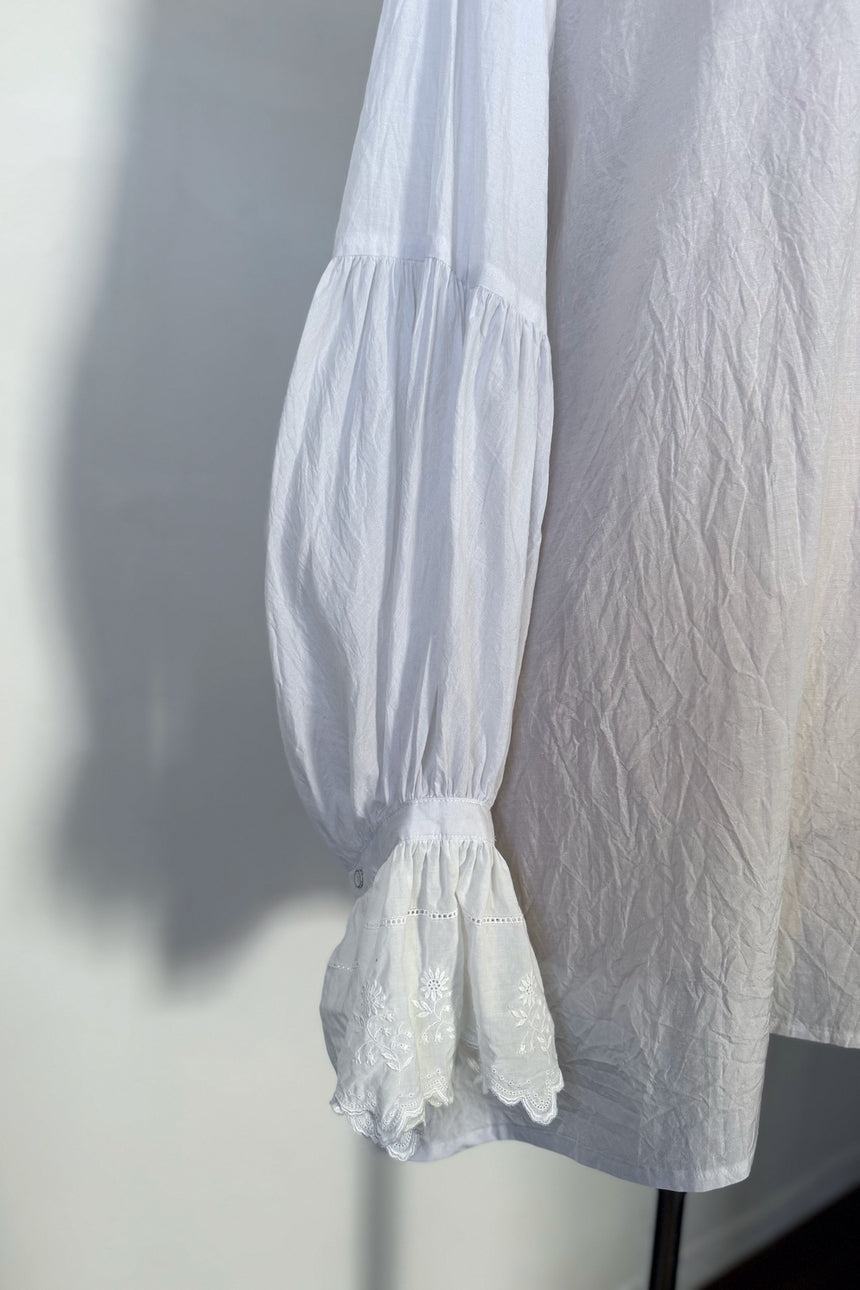 雲のウツロイ　ヨークワンピース