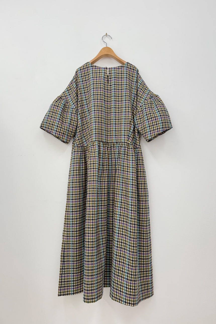 【Season Collection】瞑想する　タックワンピース