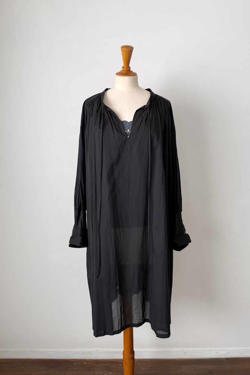 白く透ける玉    ギャザーチュニック (black)