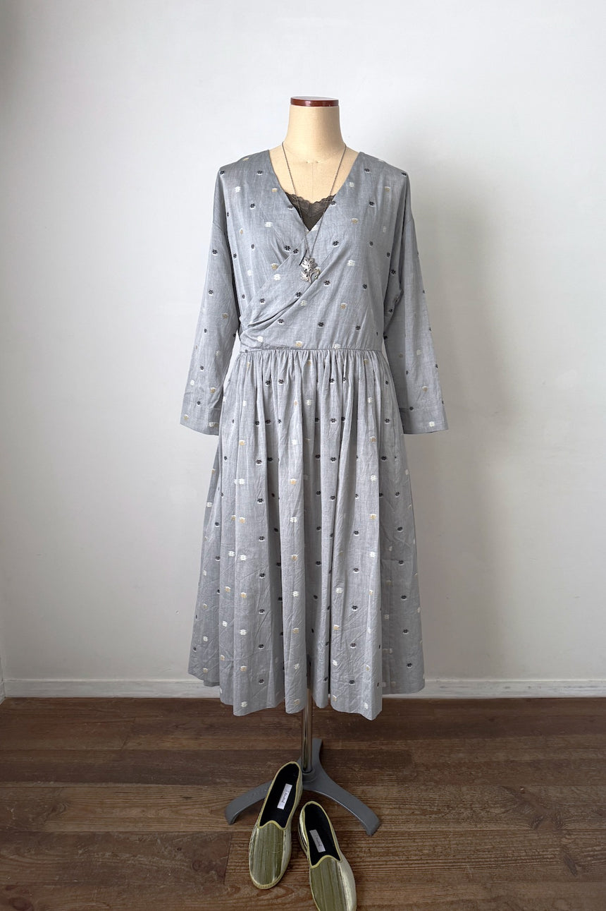 花ごろも　カシュクールワンピース（gray flower）