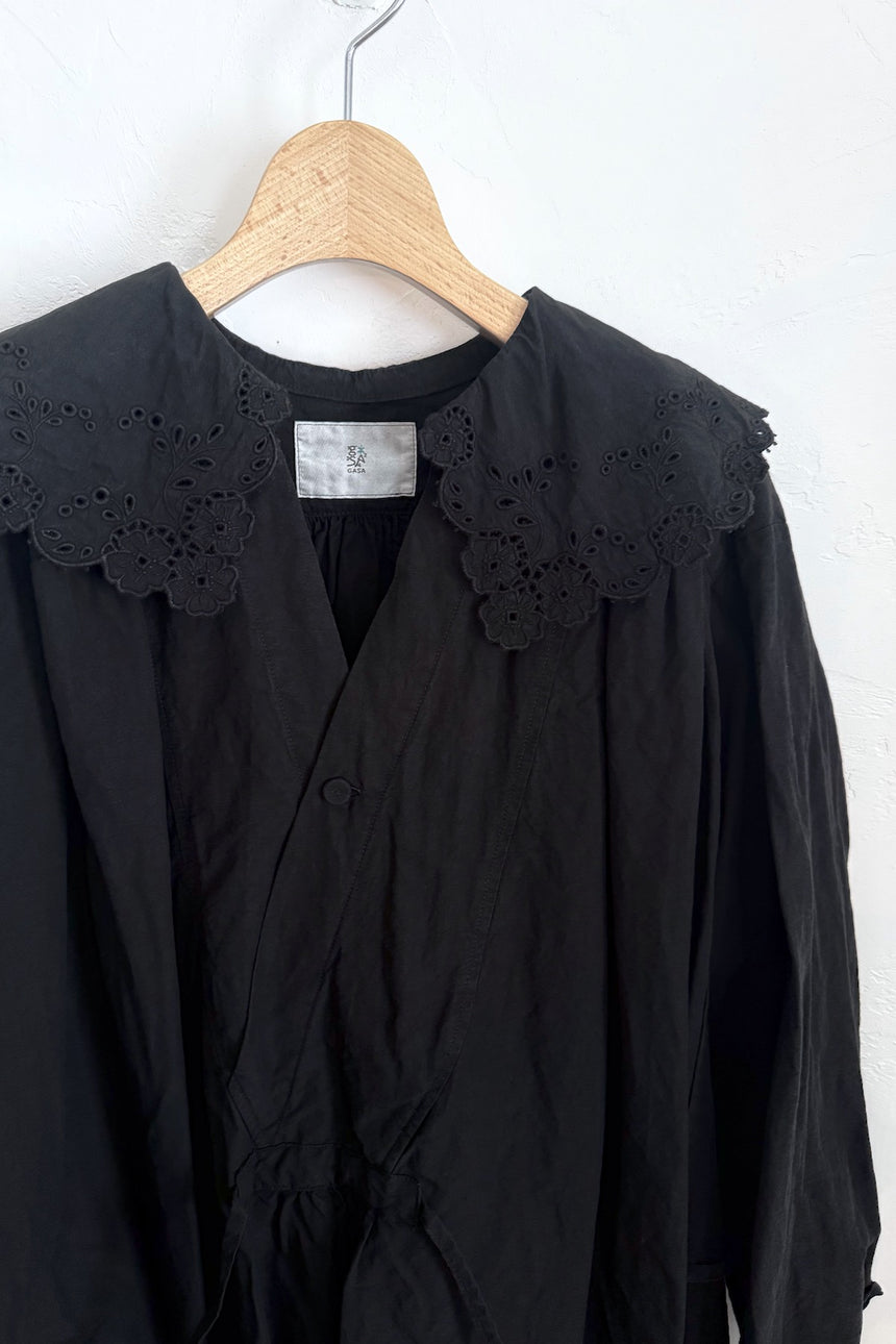 乾いた庭 レースカラーワンピース – GASA＊online store