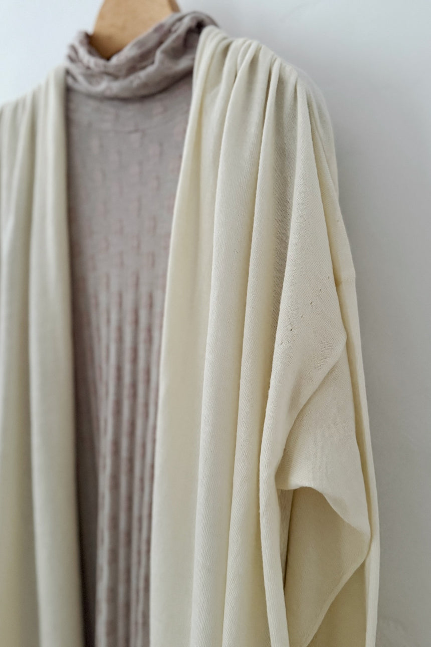 存在すること　ニットギャザーカーディガン