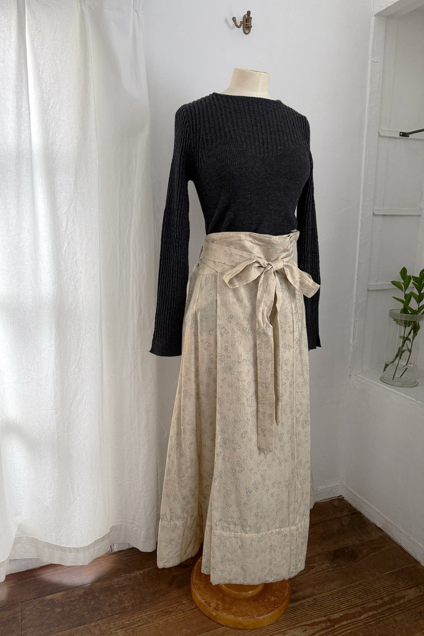 かわり種の花々　キモノスカート