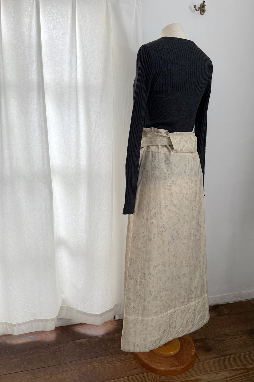 かわり種の花々　キモノスカート