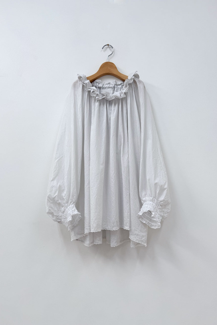 波紋の仕事　ヨーク刺繍シャツ