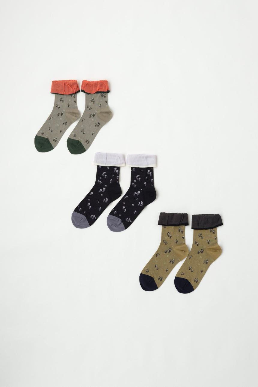 ANTIPAST×GASA*　小花柄ボーダー靴下