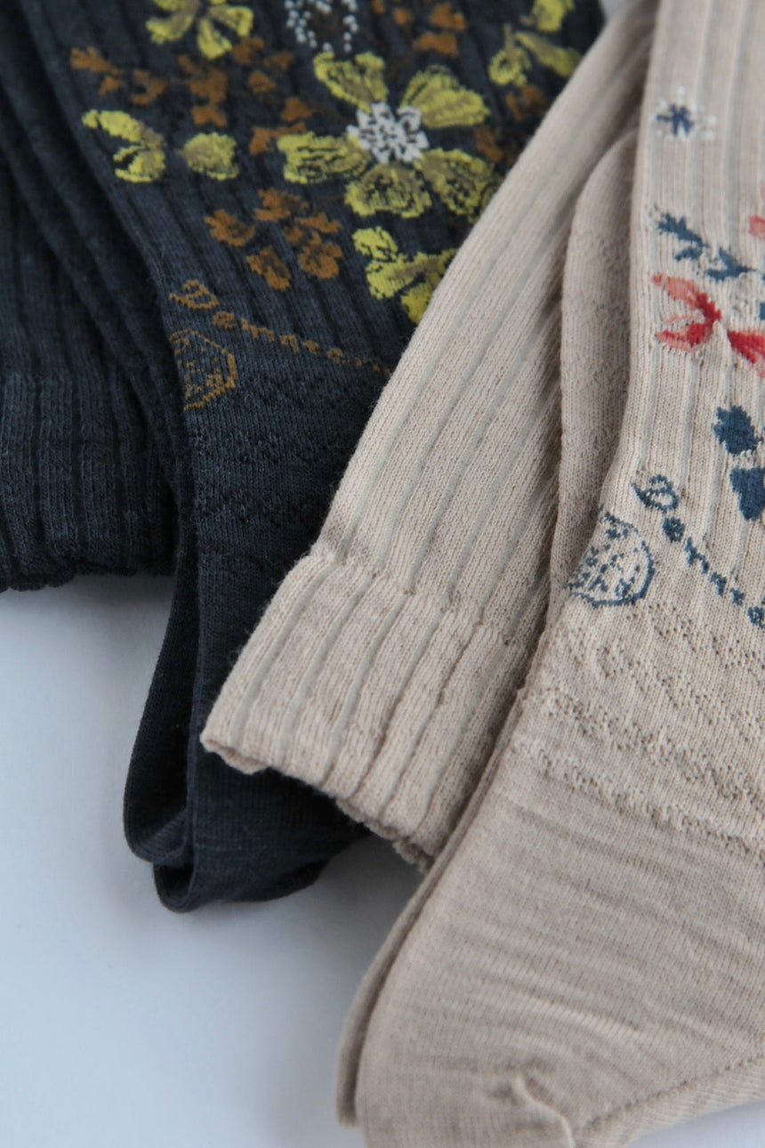 ANTIPAST×GASA*　花柄ロングソックス